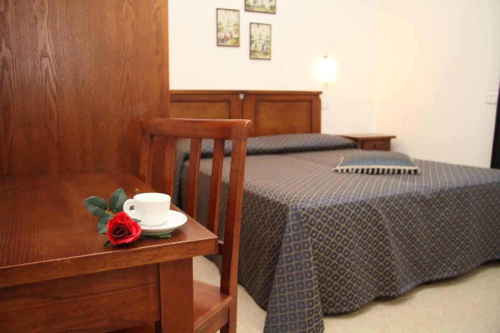 Residence I Due Pini Marina di Grosseto Pokój zdjęcie